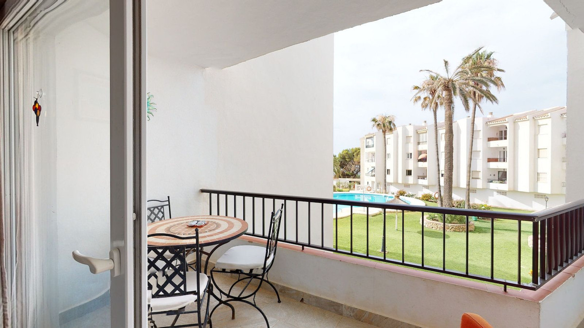 Nerja, Costa del Sol East, Málaga, Spain - Apartment - Middle Floor