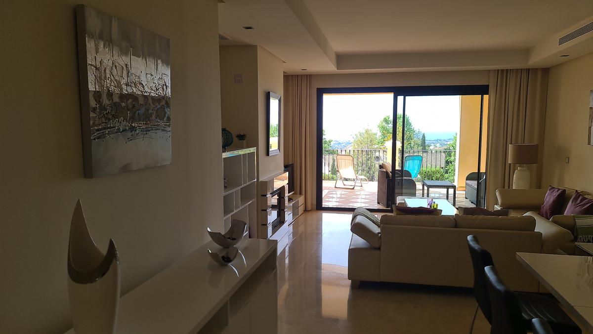 2 bed Property For Sale in La Quinta, Costa del Sol - thumb 12