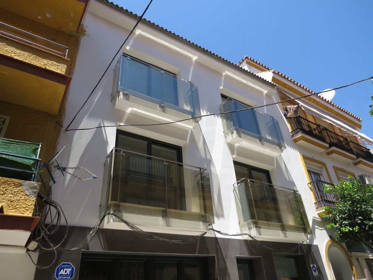 1 bed Apartment for sale in Fuengirola