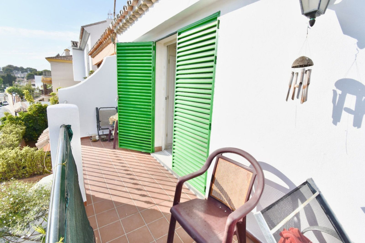 2 Bedroom Townhouse For Sale El Coto, Costa del Sol - HP4129858