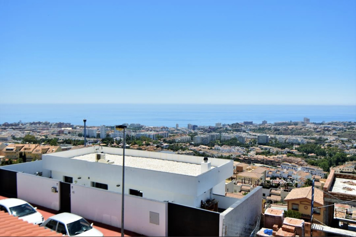OPPORTUNITY TOWNHOUSE WITH WIDE SEA VIEWS AT THE BEST PRICE


    This property has excellent sea vi, Spain