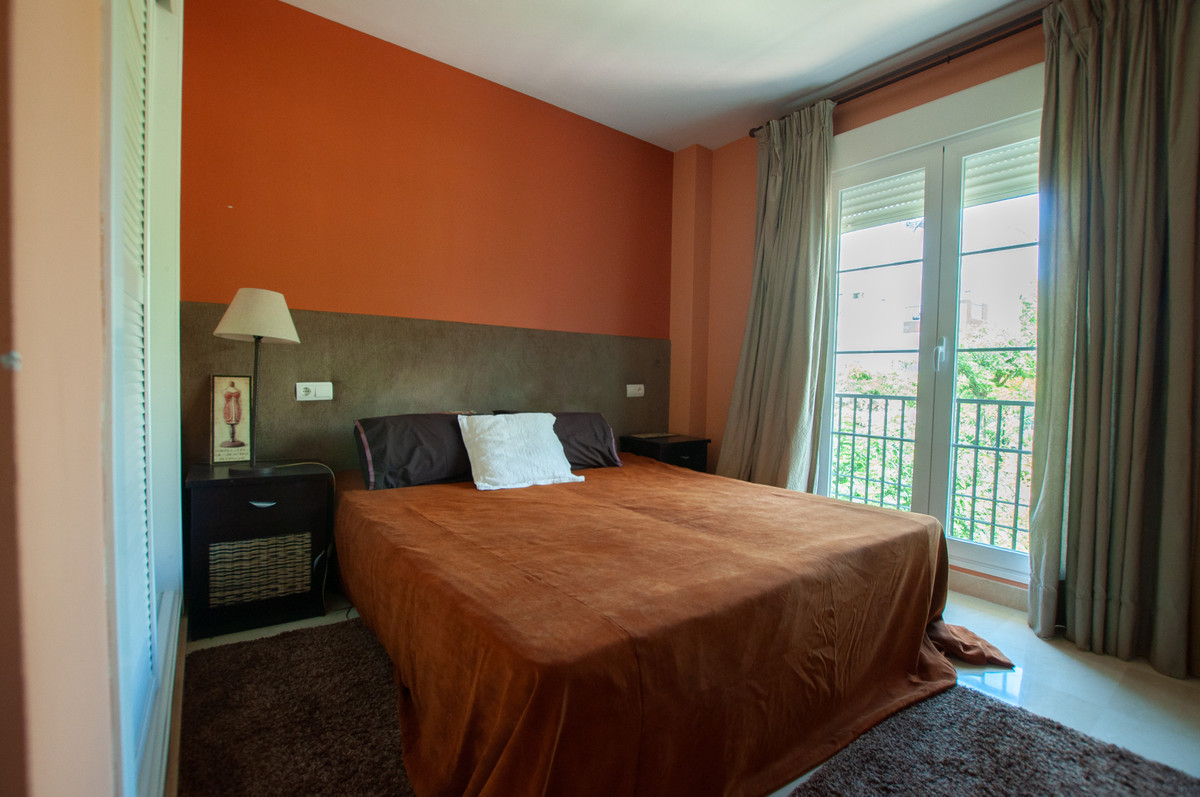 3 bed Property For Sale in Benahavis, Costa del Sol - thumb 6