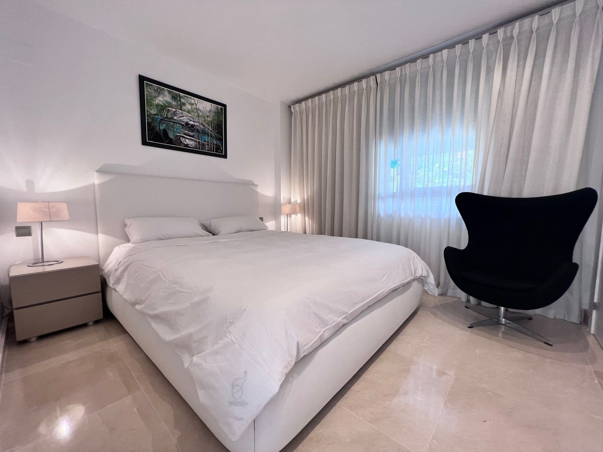 4 bed Property For Sale in Benahavis, Costa del Sol - thumb 14