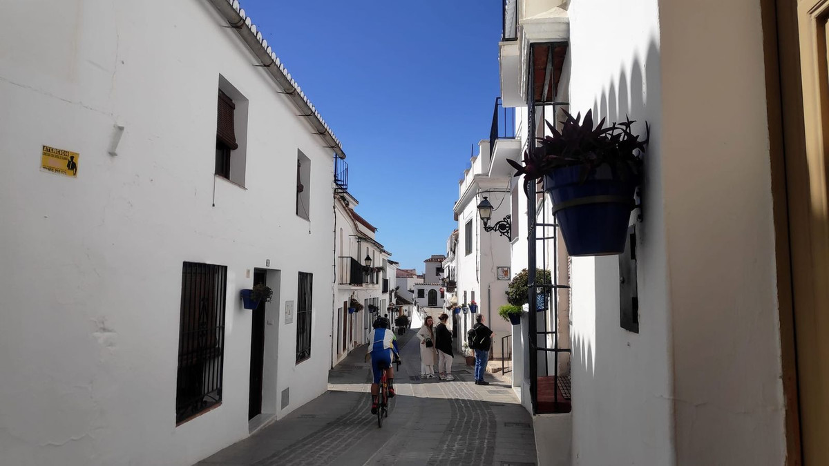						Commercial  
													for sale 
																			 in Mijas
					