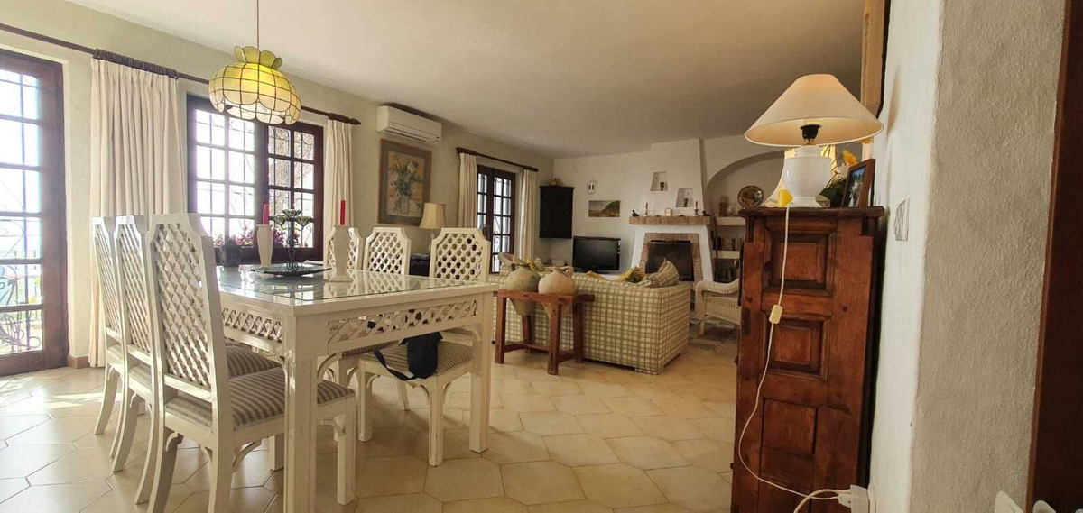 3 bedroom Villa For Sale in Mijas, Málaga - thumb 12