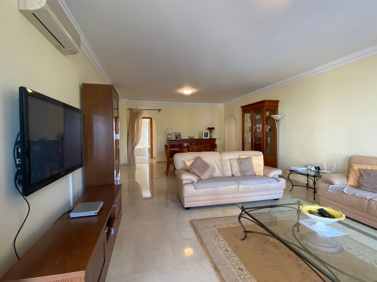 Stunning Ultra Luxurious Large 3-bedroom, 2-bathroom Apartment in Fase 1, La Cala Hills, Mijas Golf,, Spain