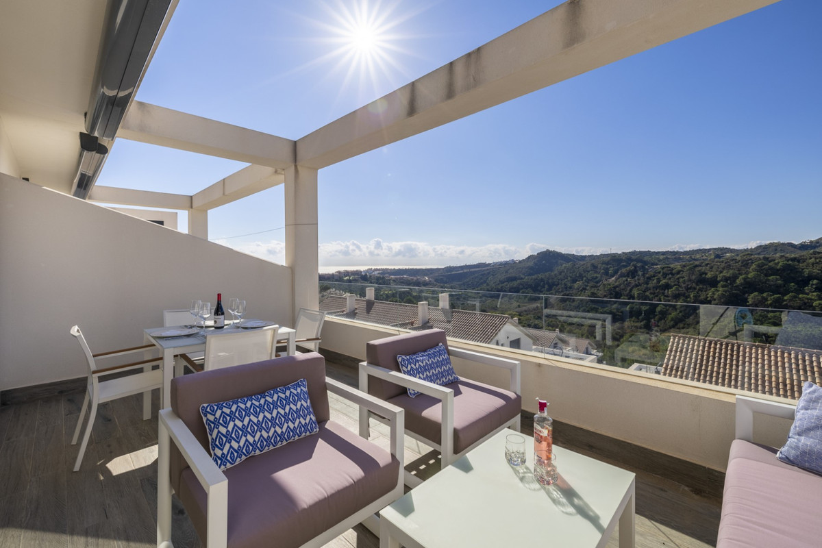 FOR SALE: DUPLEX PENTHOUSE WITH 2 BEDROOMS AND SEA VIEW
A new and luxurious 2-bedroom penthouse. The, Spain