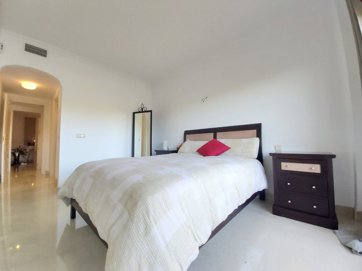 2 Bedroom Apartment for sale Elviria