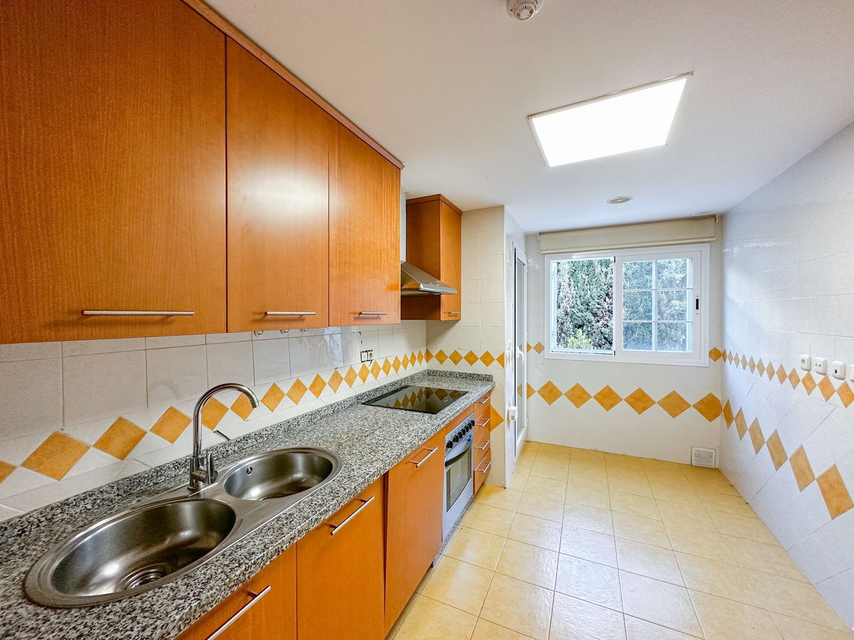 Appartement te koop in Río Real R4624564