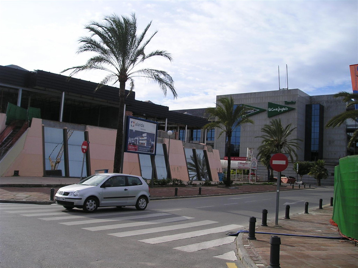 Commercial Office in Puerto Banús, Costa del Sol
