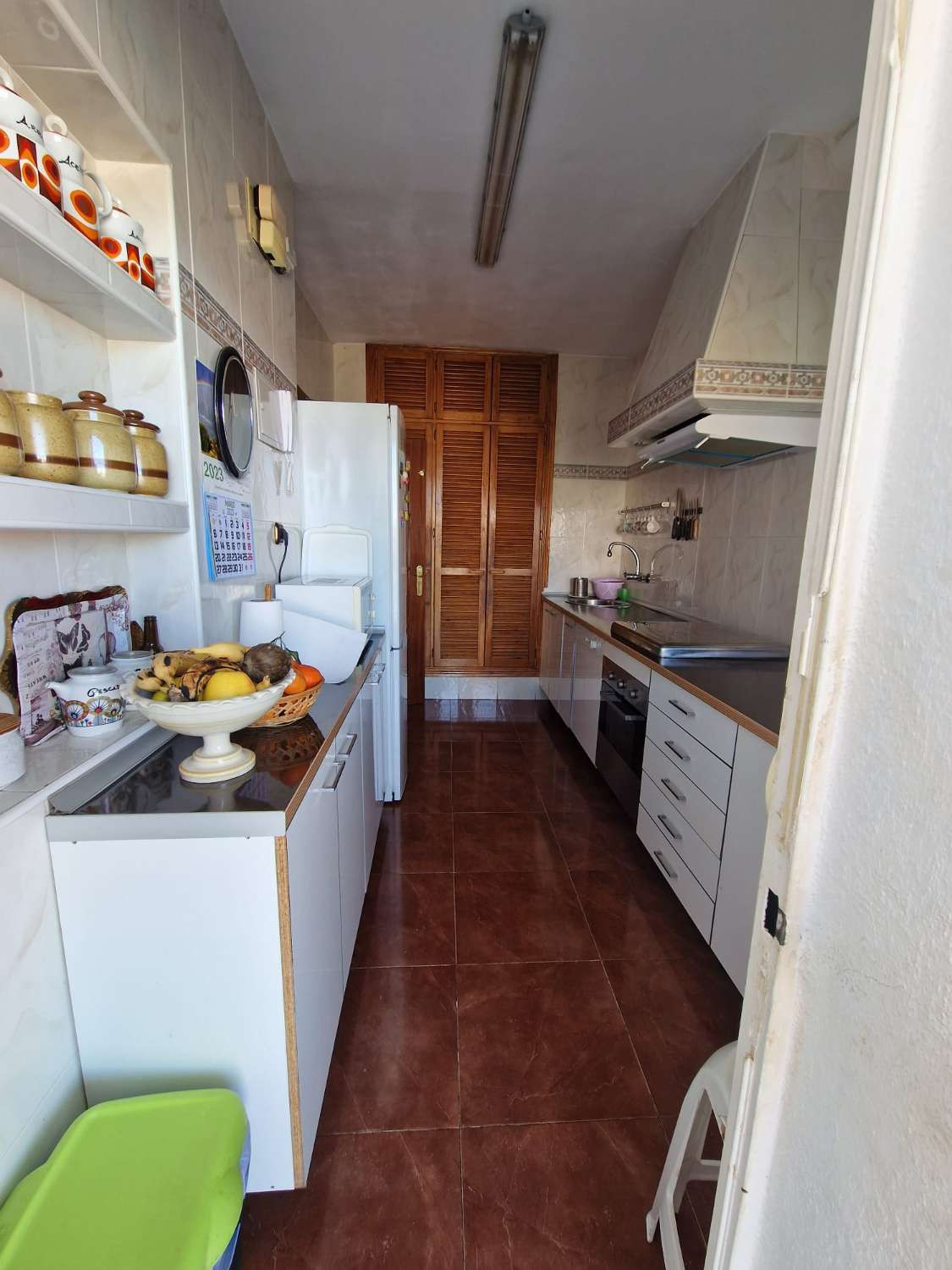 3293-VA for sale a spacious villa on a 558 m2 plot, on the ground floor there is a living room with fireplace, an independent fitted kitchen, 4 bed...