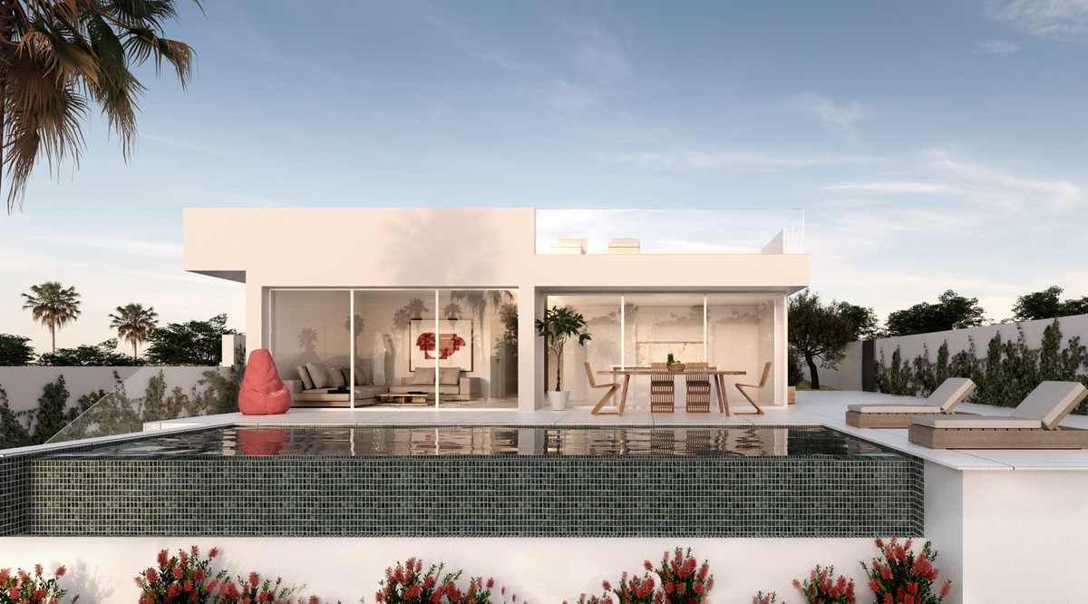 Detached Villa for sale in El Faro, Costa del Sol