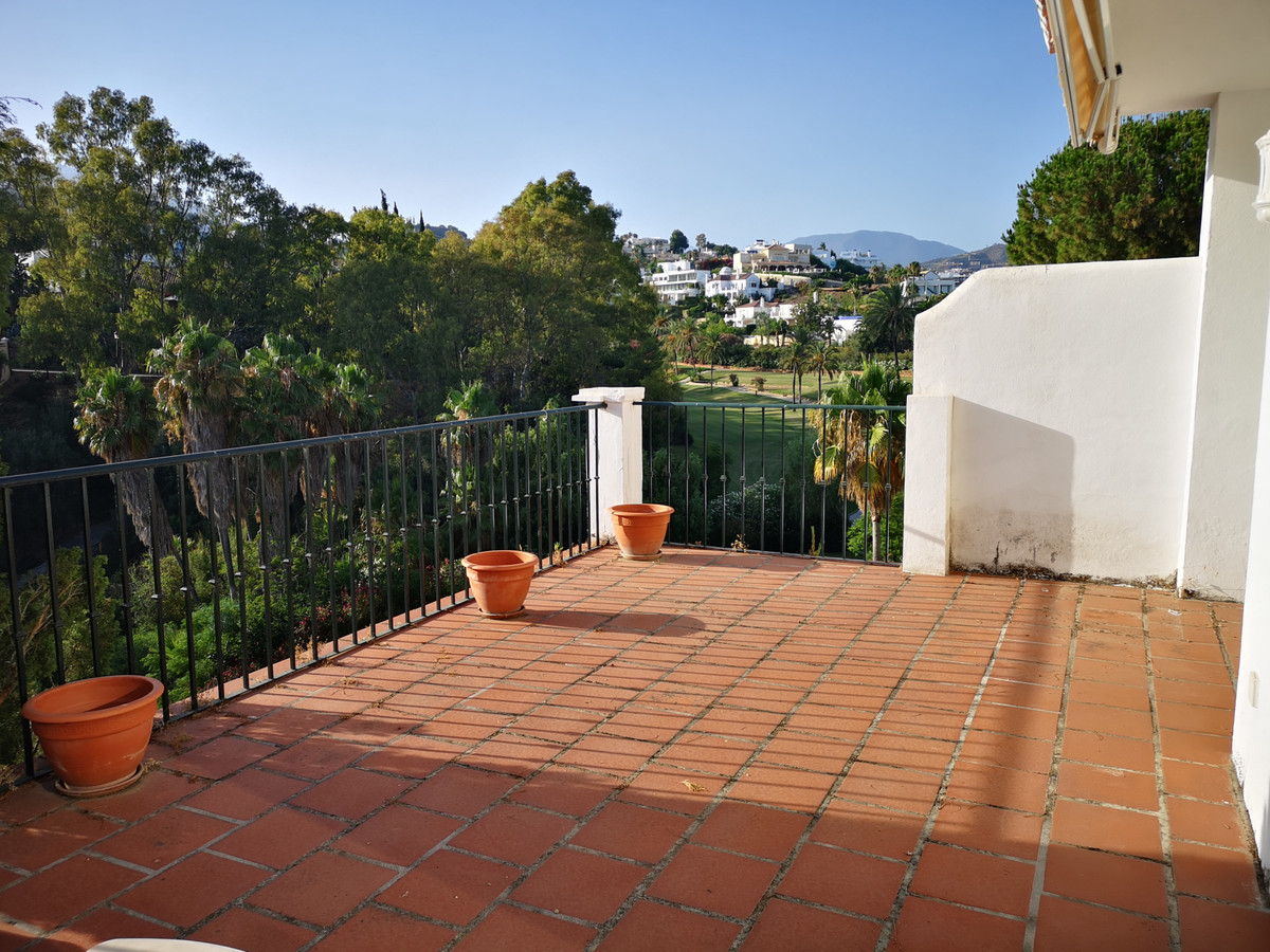 3 bed Property For Sale in La Quinta, Costa del Sol - thumb 1