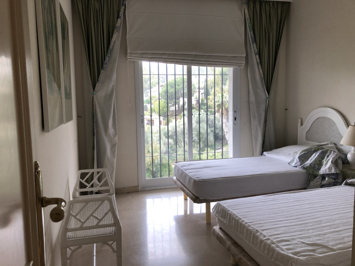 3 bed Property For Sale in La Quinta, Costa del Sol - thumb 13
