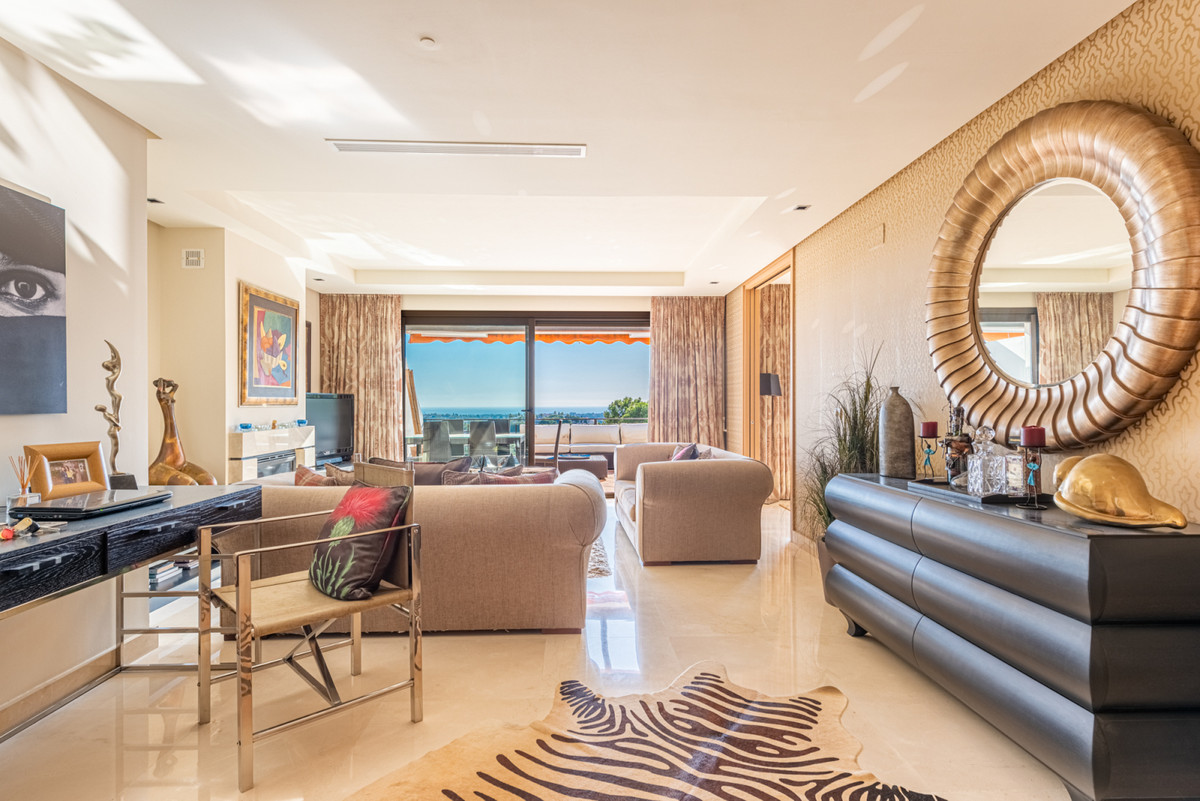 Apartment Penthouse in La Quinta, Costa del Sol

