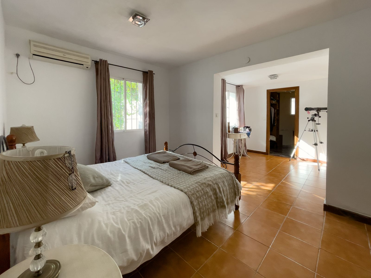 Villa te koop in Alhaurín el Grande R4671433