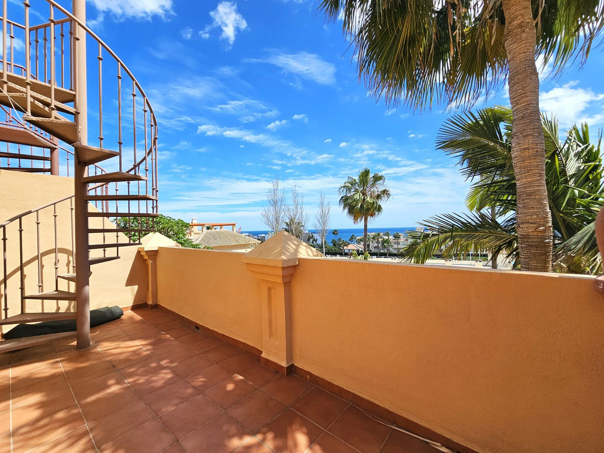 R4687294: Town House  in Estepona