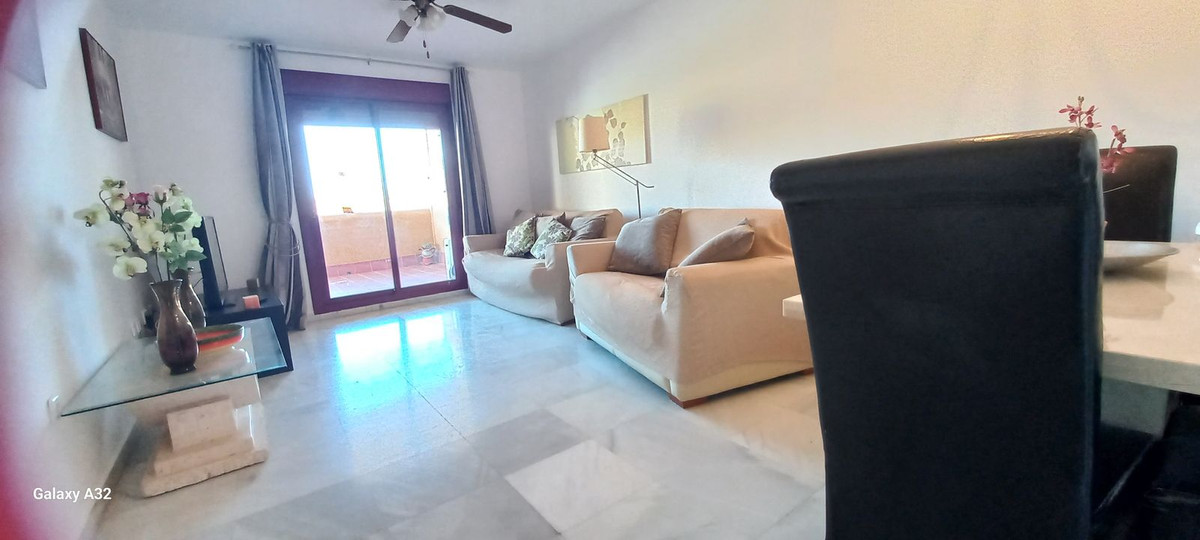 Apartamento Planta Media en La Cala de Mijas, Costa del Sol
