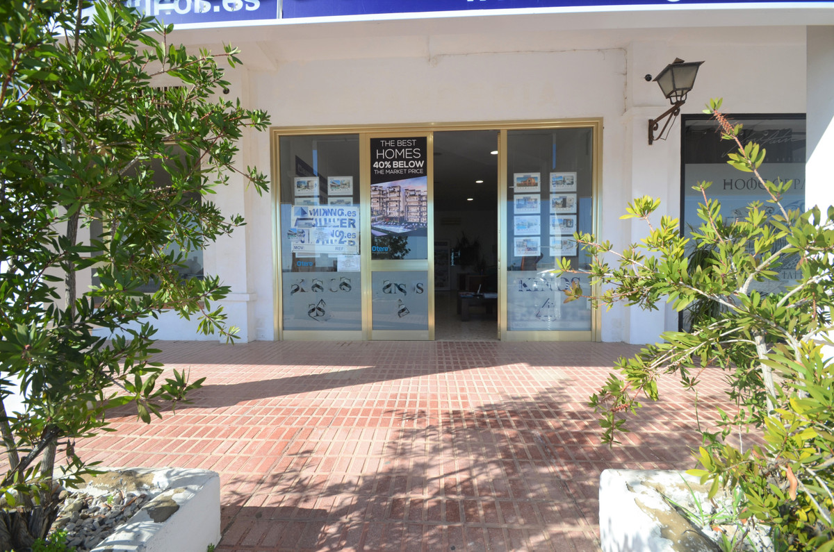  Oficina  en venta    en Estepona
