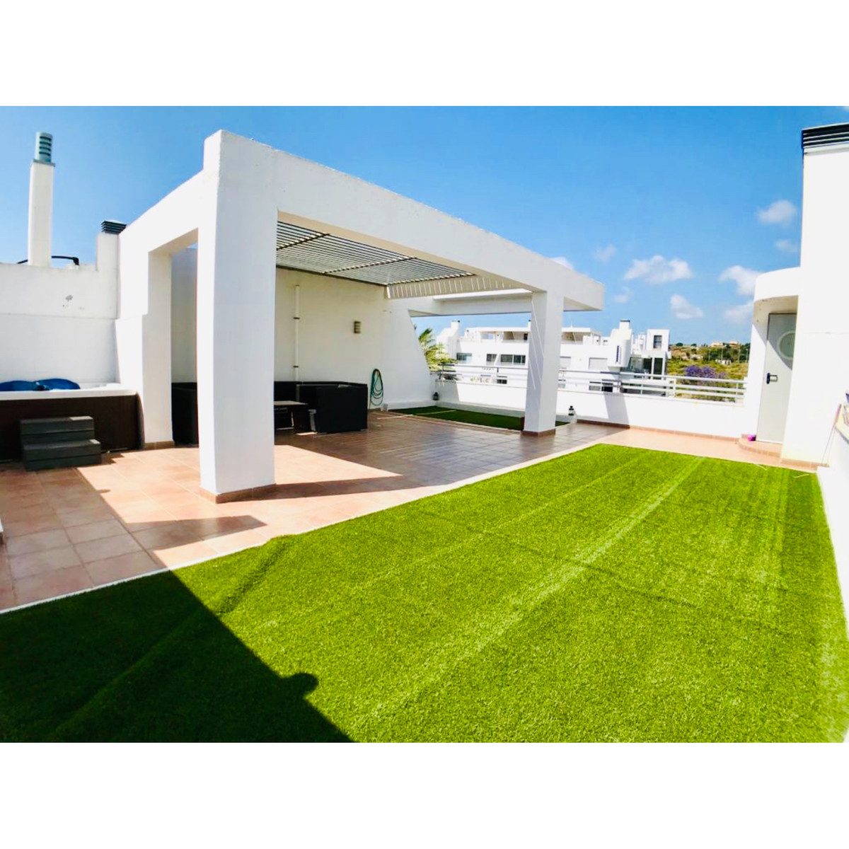 Fantastic penthouse duplex in Riviera del Sol with Sea and Golf views!
A lot of lights, big windows,, Spain