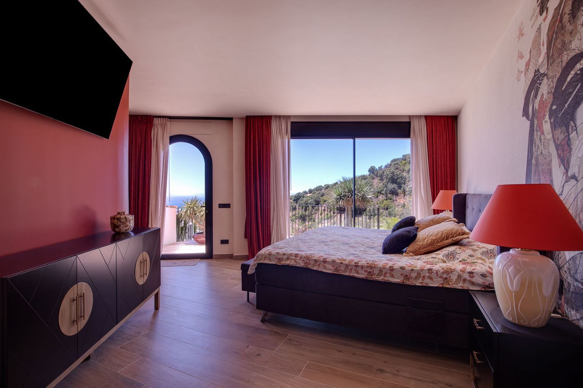3 bedroom Townhouse For Sale in Altos de los Monteros, Málaga - thumb 24