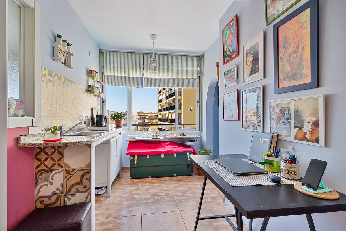 1 Bedroom Middle Floor Apartment For Sale Torremolinos, Costa del Sol - HP4416541