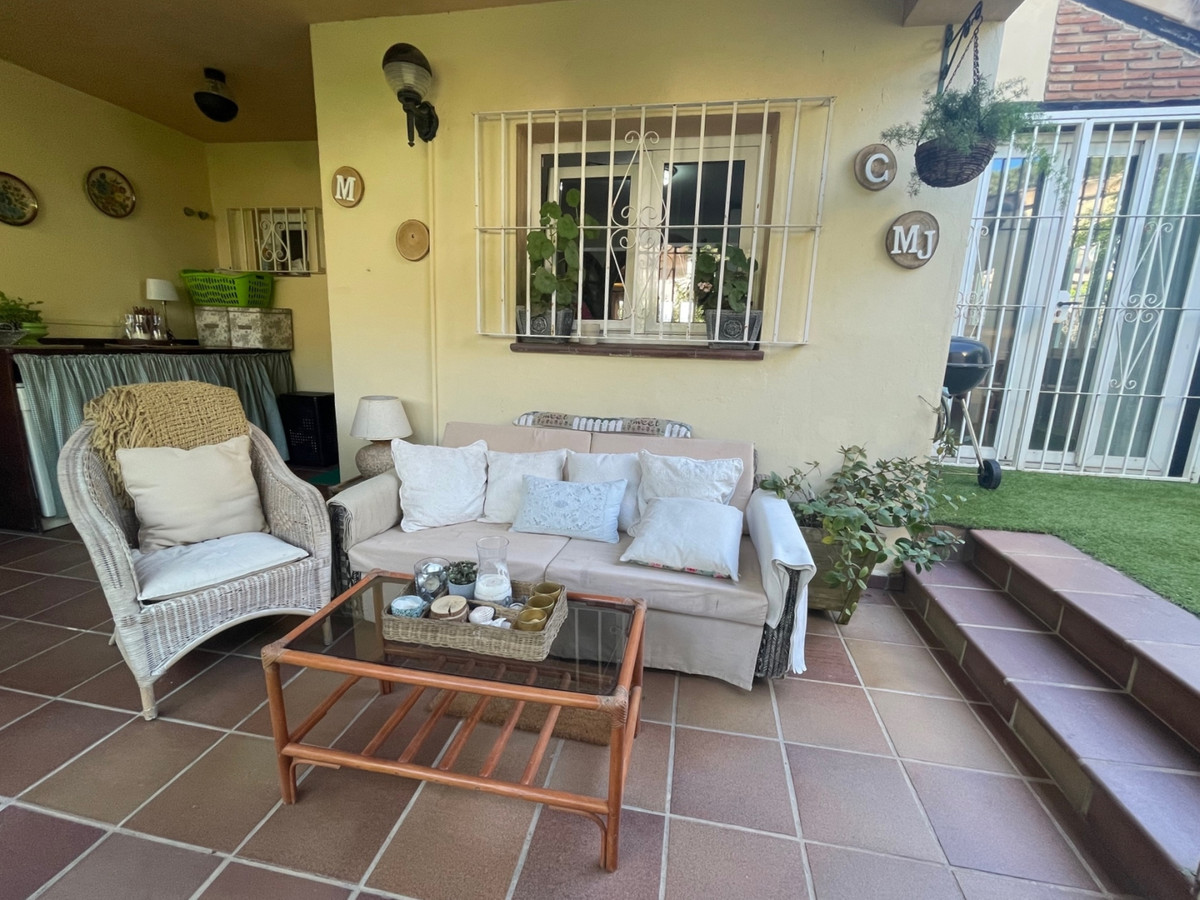 Villa Semi Detached in Calahonda, Costa del Sol

