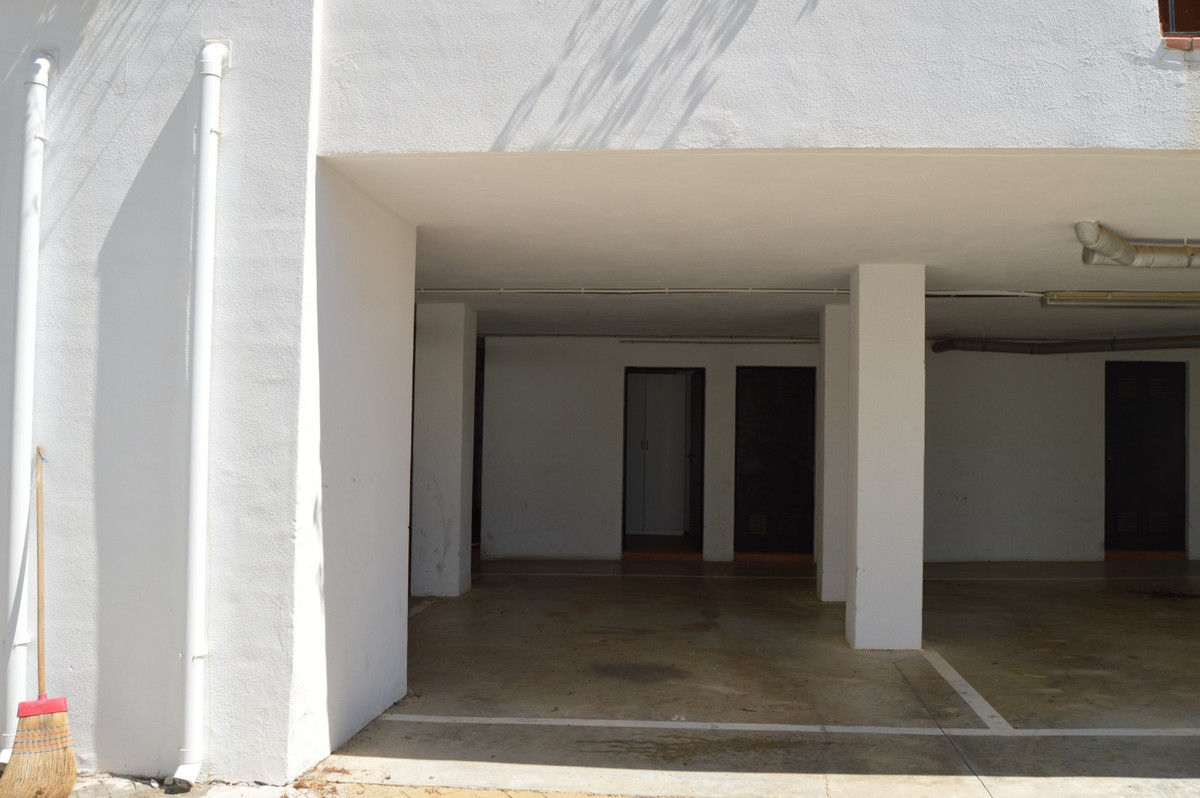 Apartment Ground Floor in Alhaurin Golf, Costa del Sol
