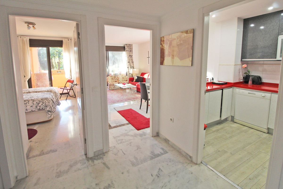 1 bedroom Apartment For Sale in The Golden Mile, Málaga - thumb 14