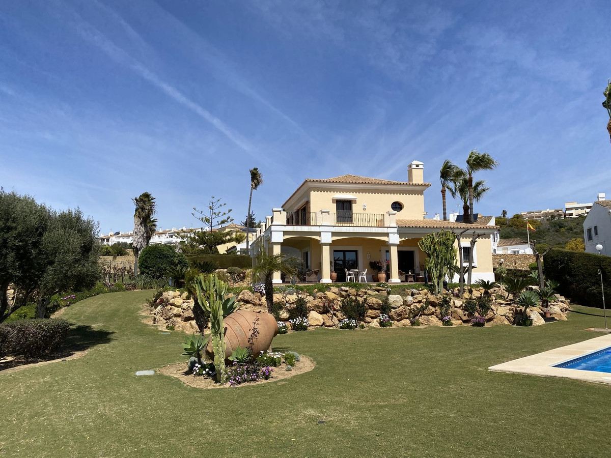 						Villa  Detached
													for sale 
																			 in La Duquesa
					