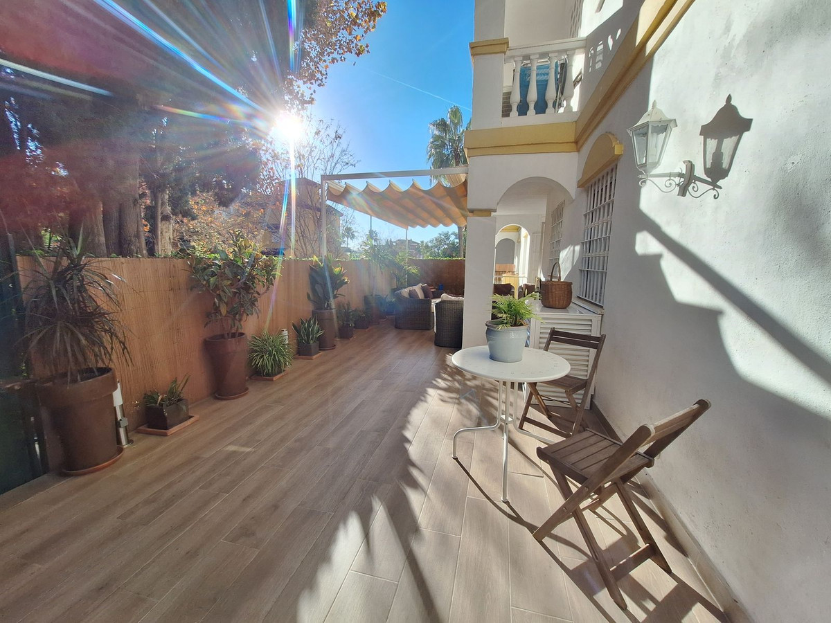 Apartamento Planta Baja en venta en The Golden Mile, Costa del Sol