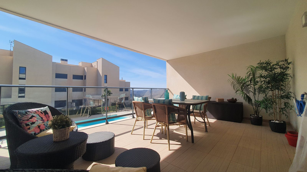 2 Bedroom Middle Floor Apartment For Sale Alhaurin Golf, Costa del Sol - HP4669717