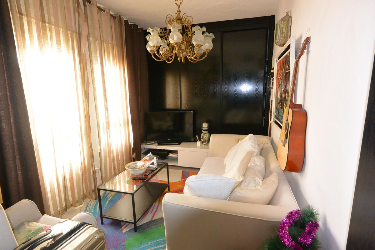 Apartment Middle Floor for sale in Puerto Banús, Costa del Sol