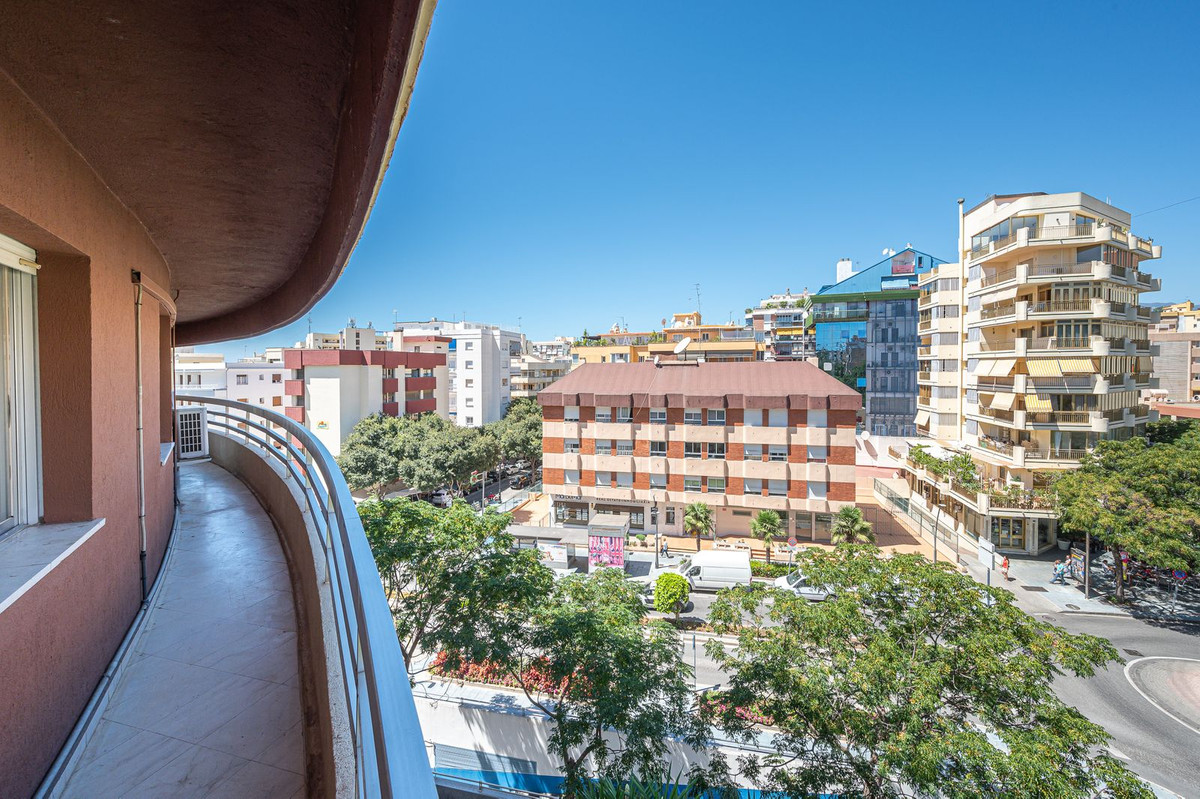 Apartamento con 5 Dormitorios en Venta Marbella