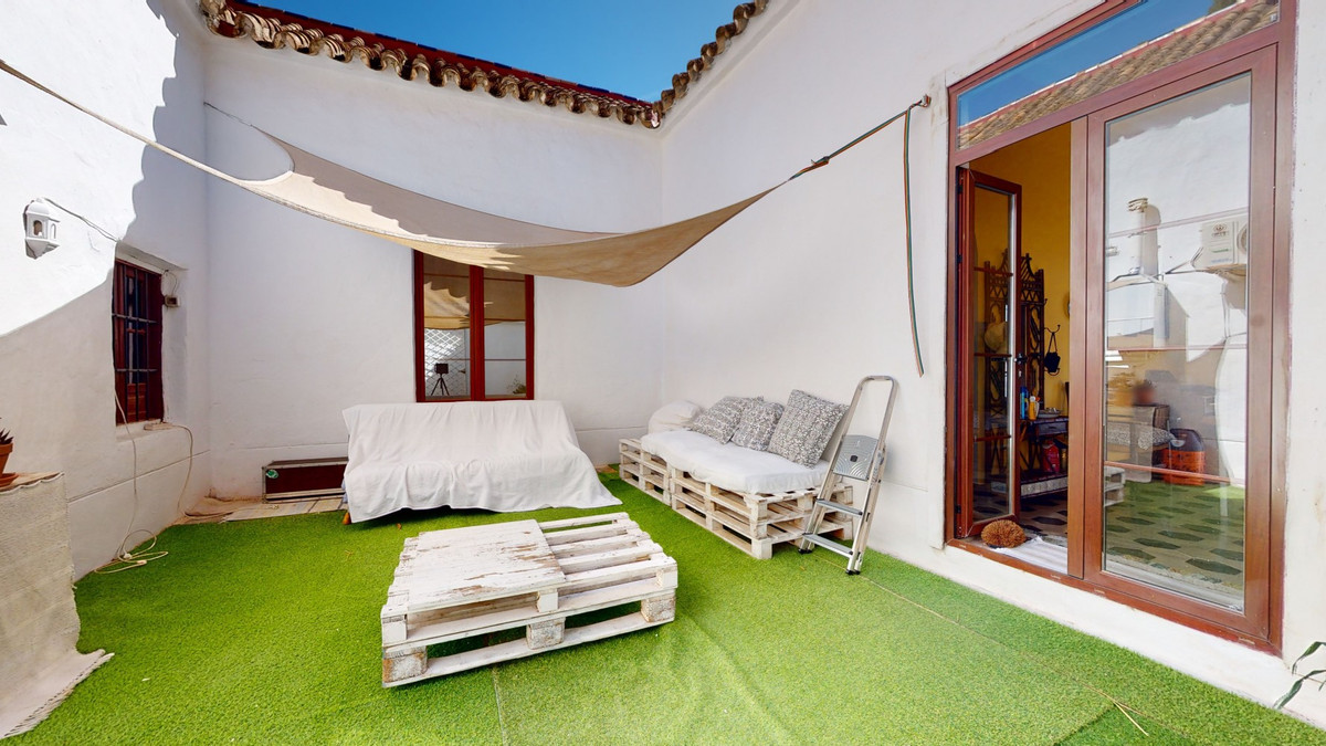 Villa te koop in Málaga R4275244
