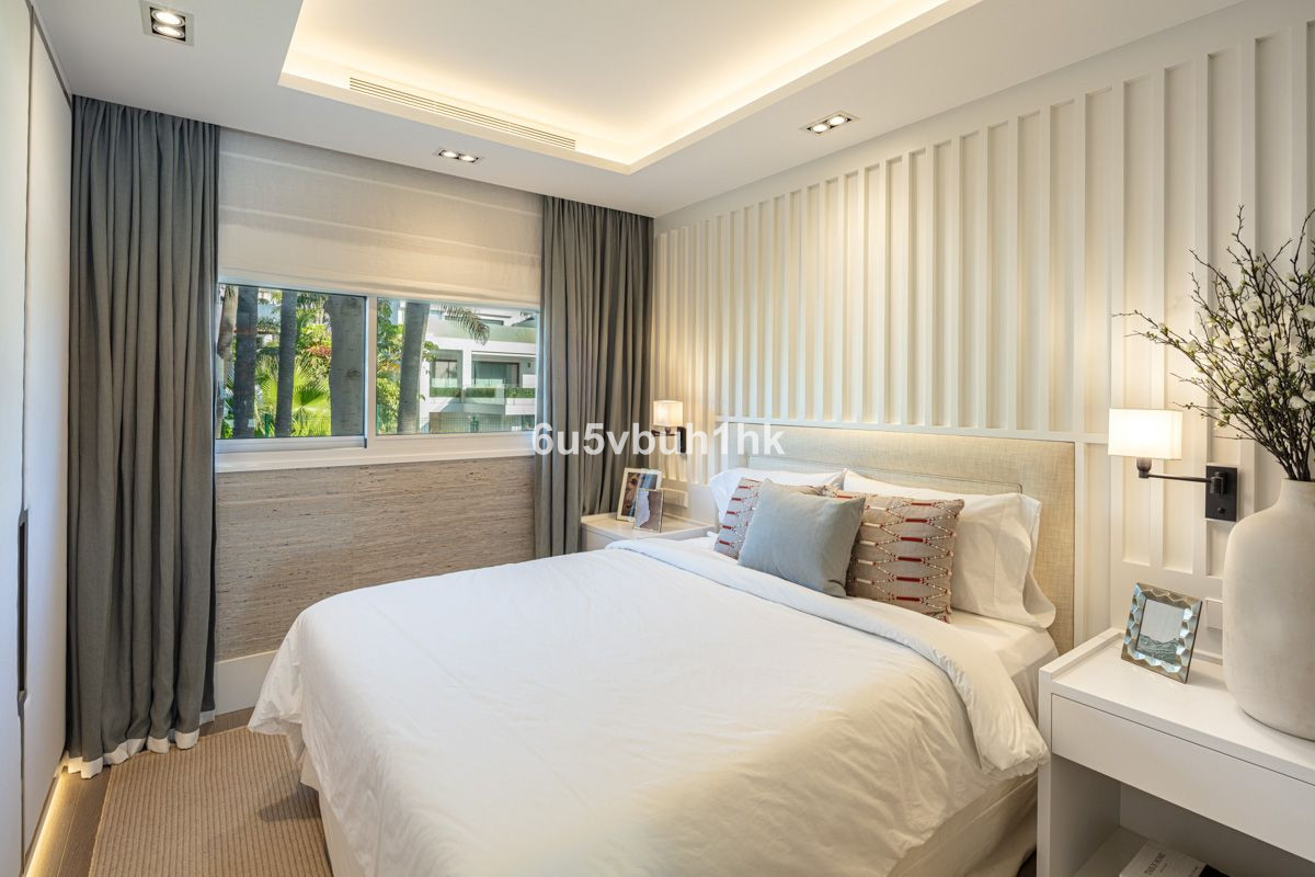 3 Bedroom Middle Floor Apartment For Sale Marbella, Costa del Sol - HP4382026