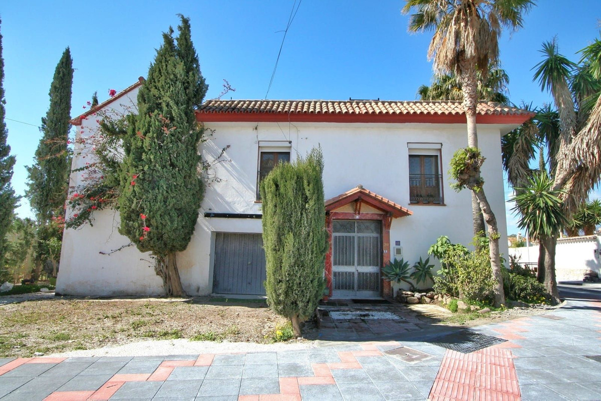 Detached Villa for sale in Mijas R4657450
