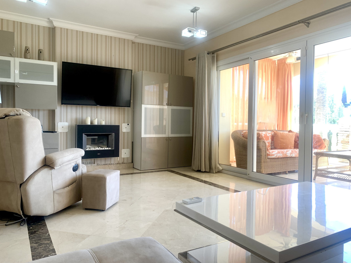 Villa con 5 Dormitorios en Venta Mijas Golf