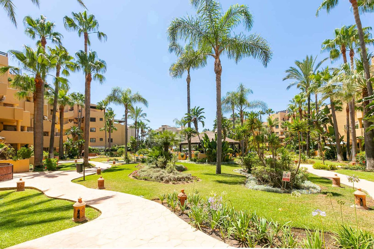 Apartamento Planta Baja en venta en Costalita, Estepona