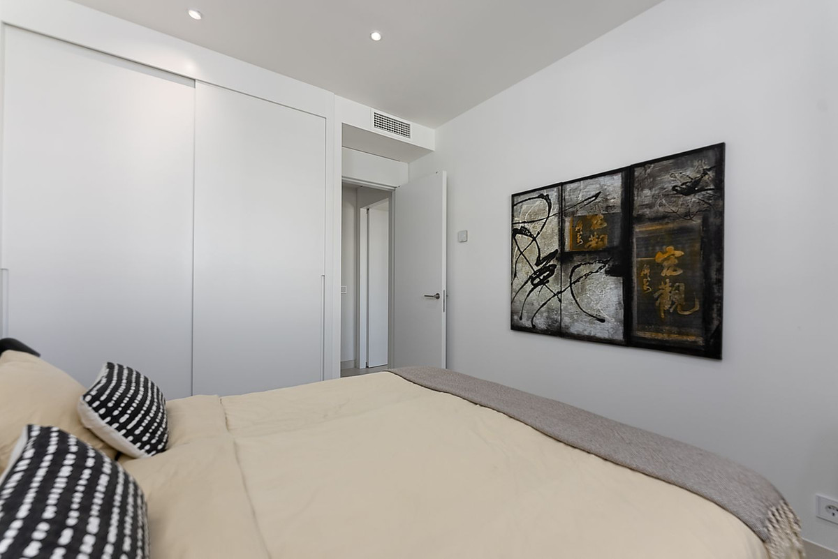 2 bedroom Apartment For Sale in Fuengirola, Málaga - thumb 23