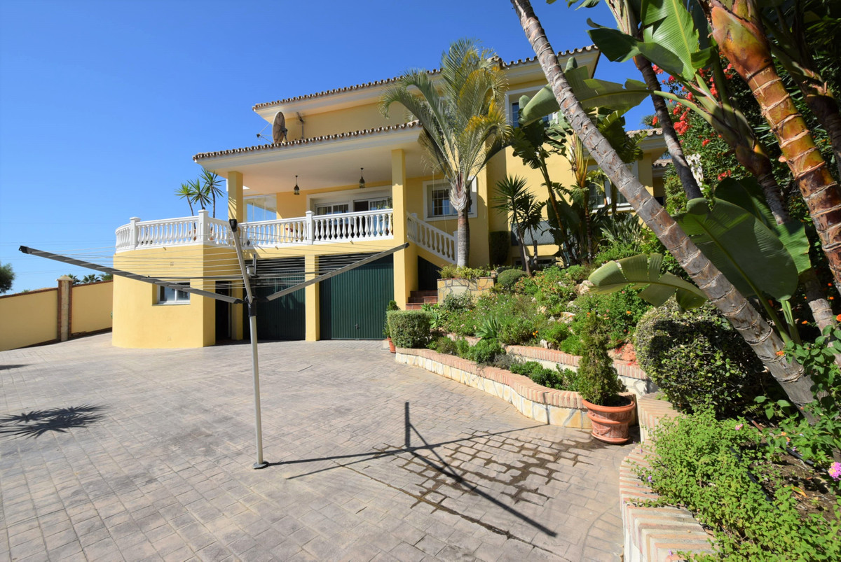 4 Bedroom Villa for sale Hacienda Las Chapas