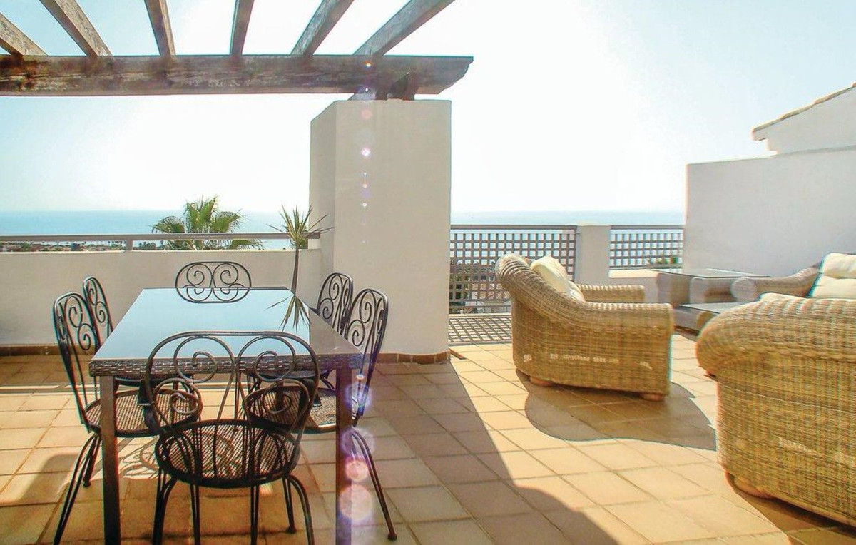 						Apartment  Penthouse
													for sale 
																			 in San Roque
					