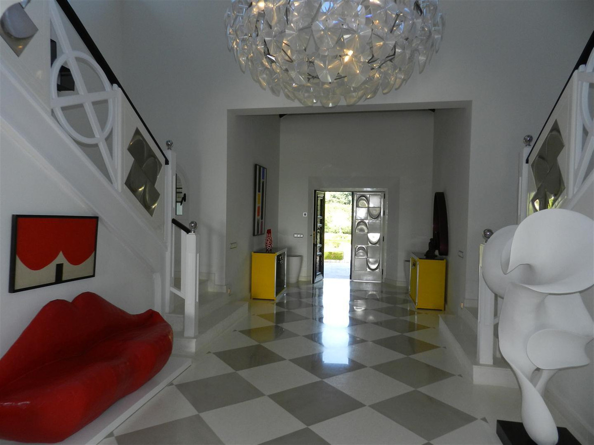 10 Bedroom Detached Villa For Sale Guadalmina Baja