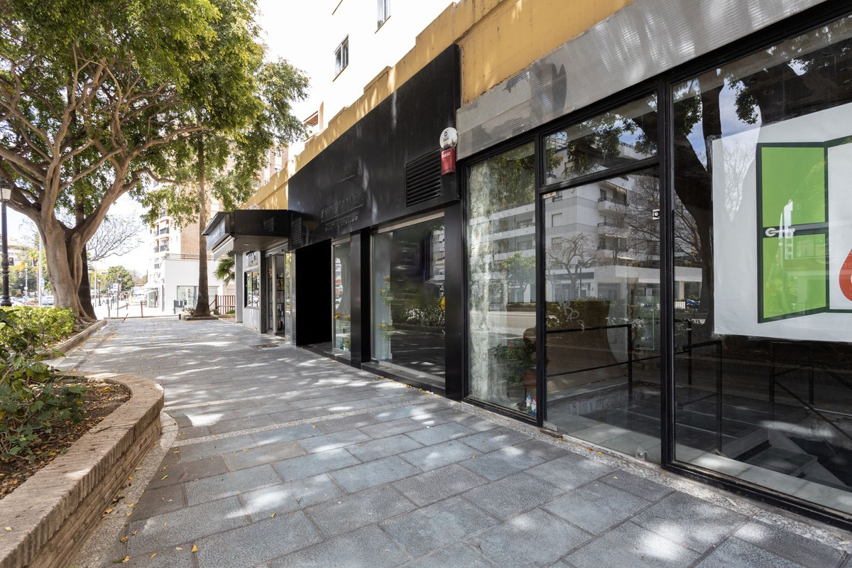 						Commercial  Other
													for sale 
																			 in Marbella
					