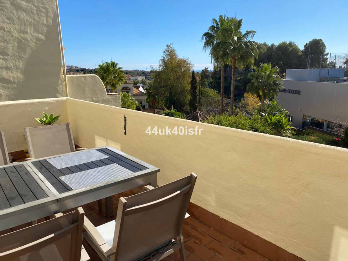 Apartment Penthouse in Aloha, Costa del Sol
