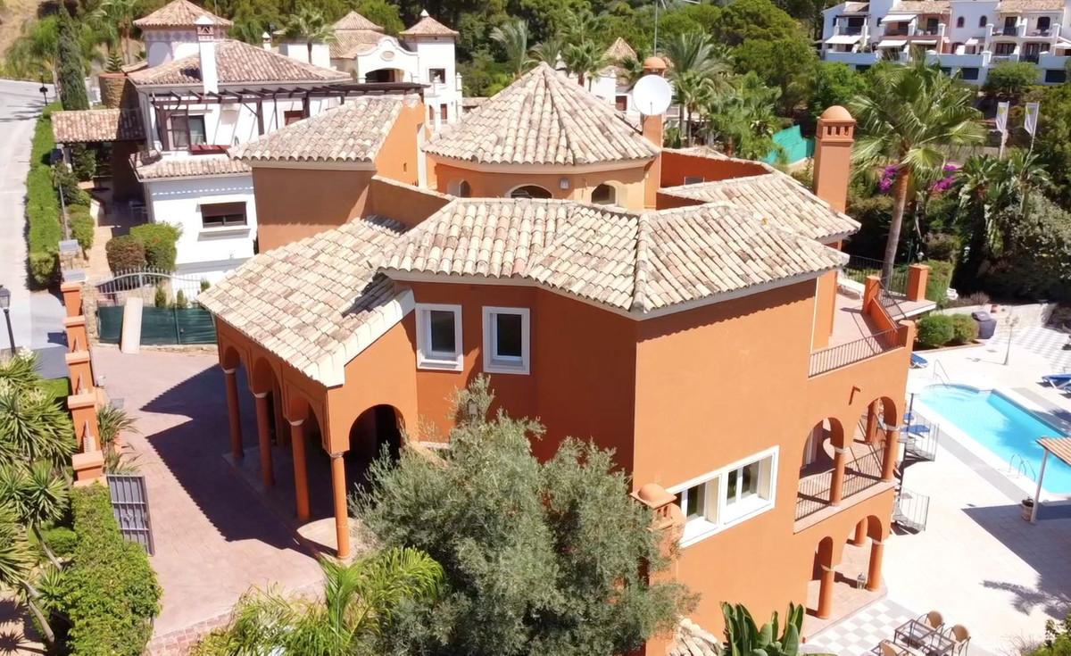 Villa con 6 Dormitorios en Venta Los Arqueros