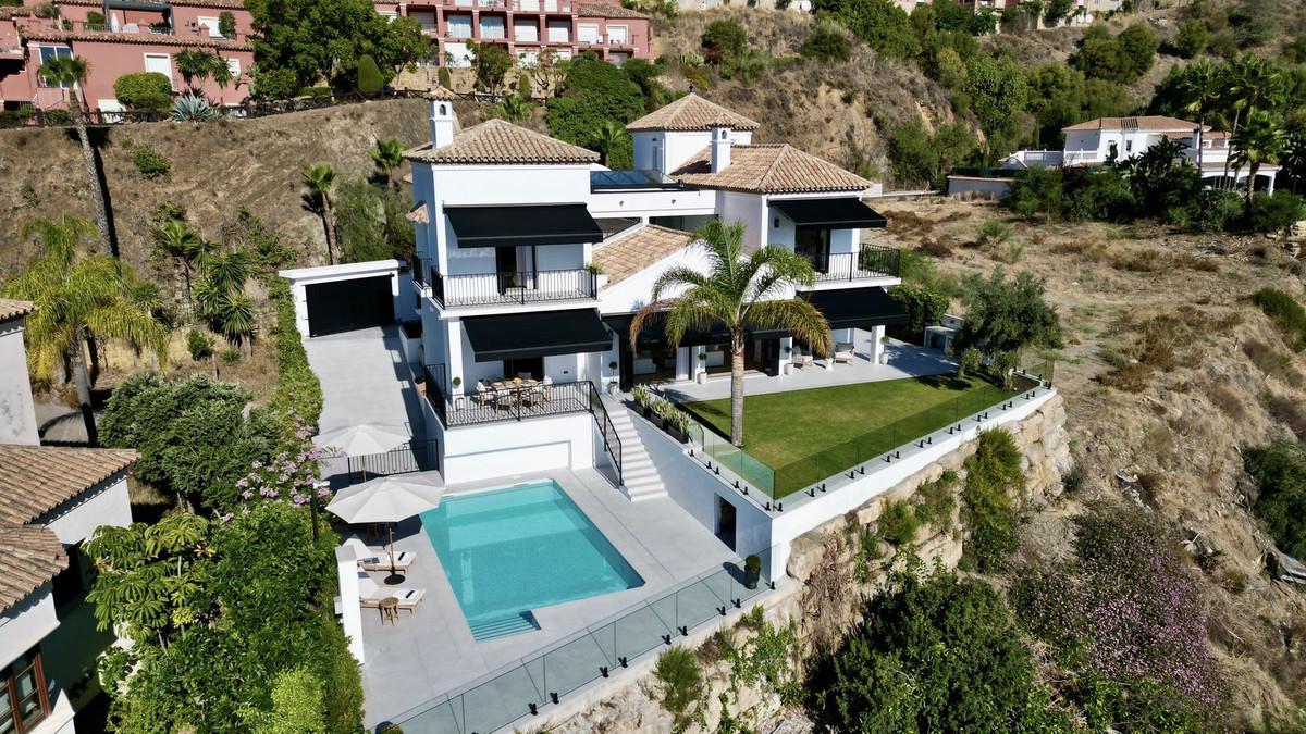 Vrijstaande Villa te koop in Monte Halcones R4284121