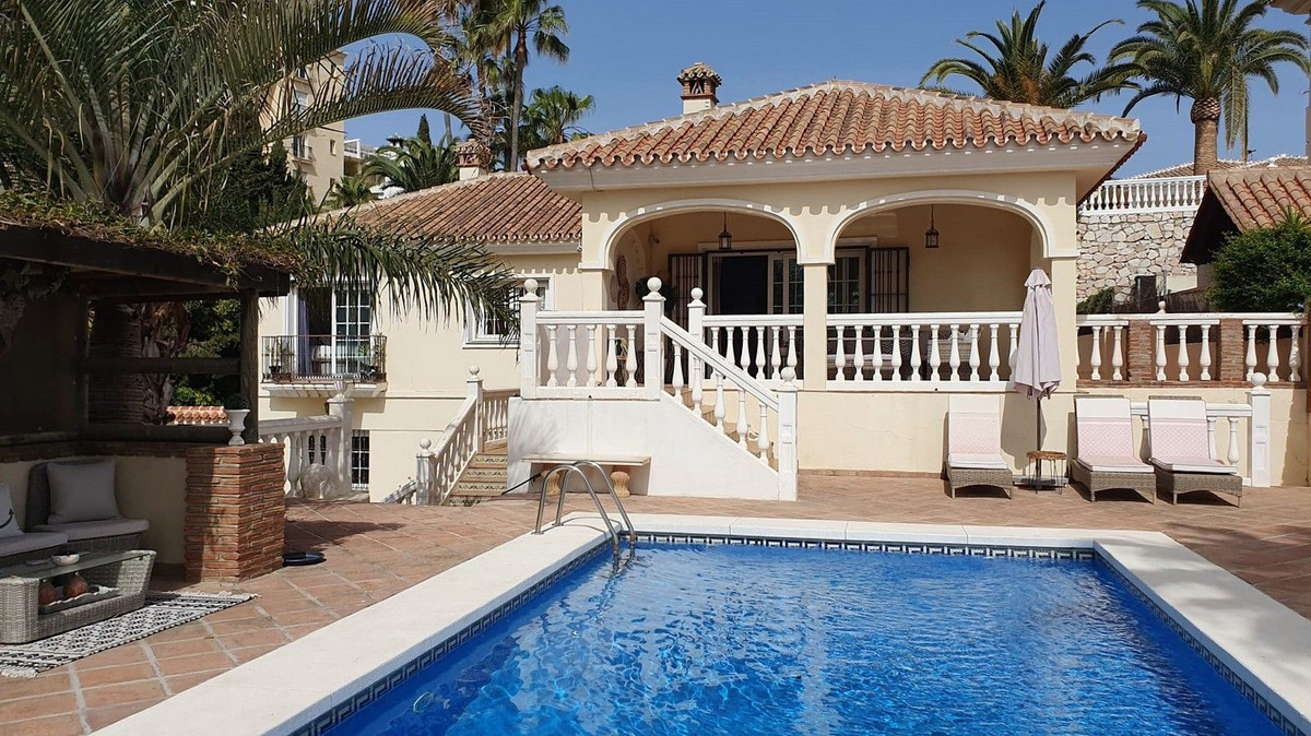 3 Bedroom Detached Villa For Sale La Cala de Mijas, Costa del Sol - HP4289788