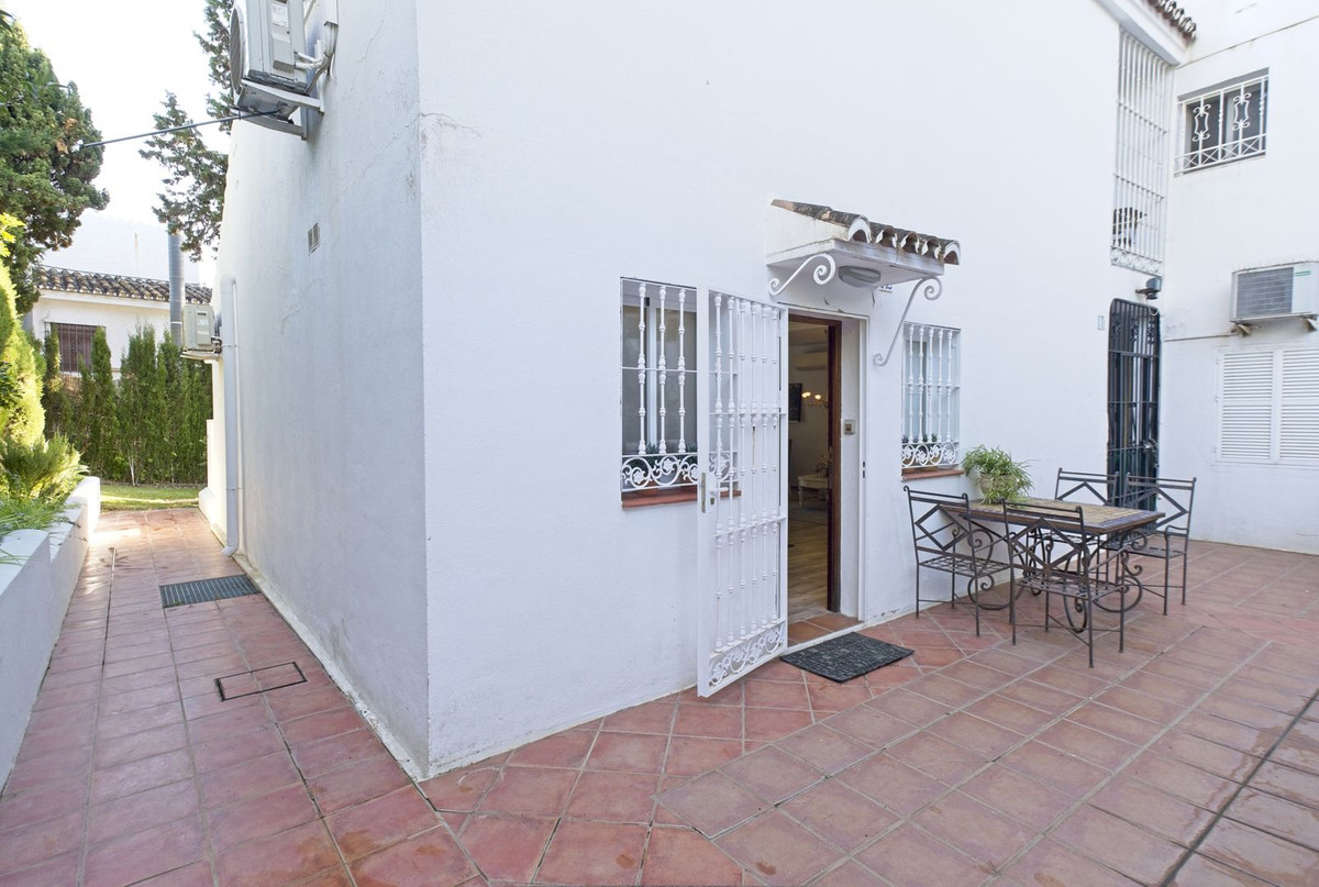 3 bedroom Townhouse For Sale in Marbella, Málaga