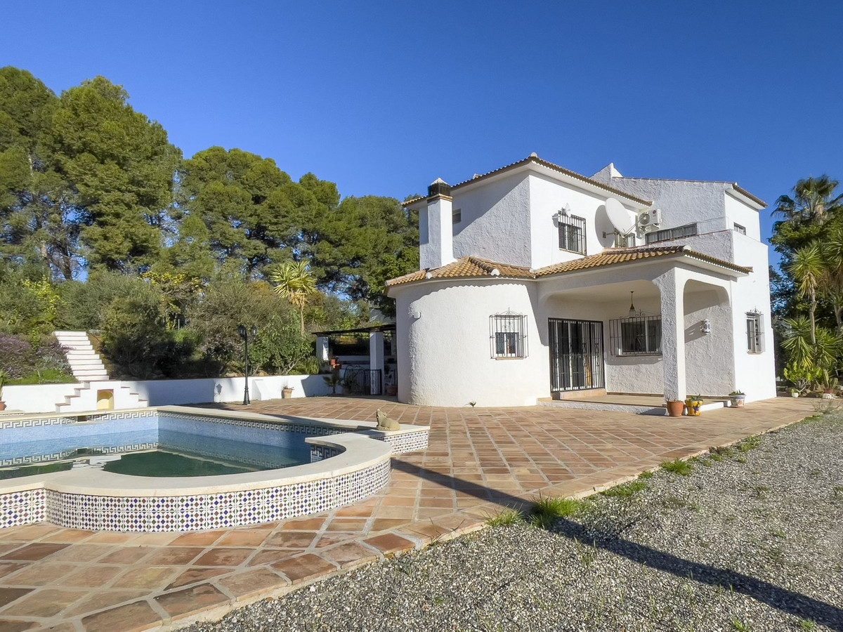 						Villa  Finca
													en venta 
																			 en Pizarra
					